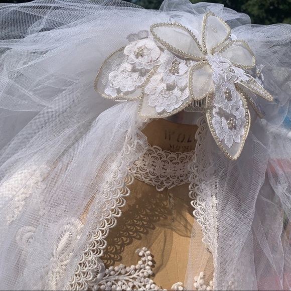 Bridal Vintage 1970s high neck long sleeve wedding dress & veils small - Picture 12 of 17